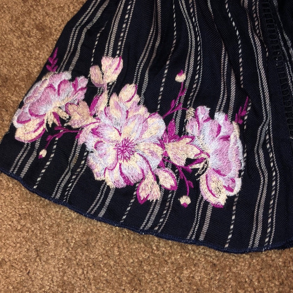 Striped long sleeve flowy crop top - Picture 2 of 6
